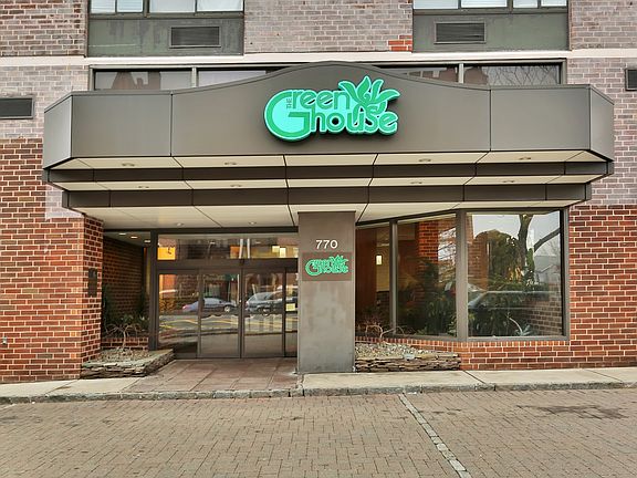 3rd image of 770 Anderson Ave APT 10E