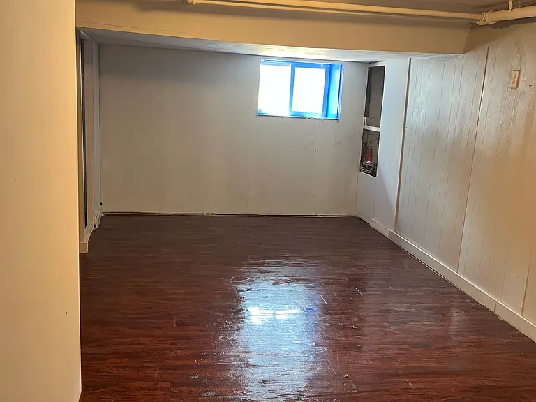 1115 N Lakewood Ave — Photo 3