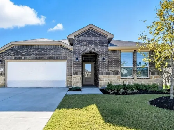 1917 Jackson St, Cleburne, TX 76033