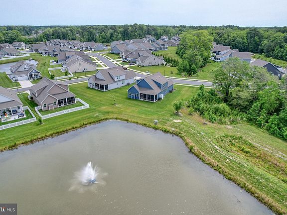 2nd image of 32586 Estuary Blvd