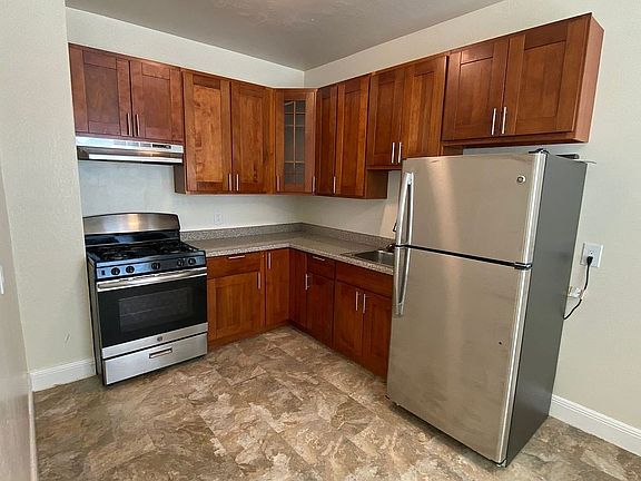 3rd image of 777 Haight St #7