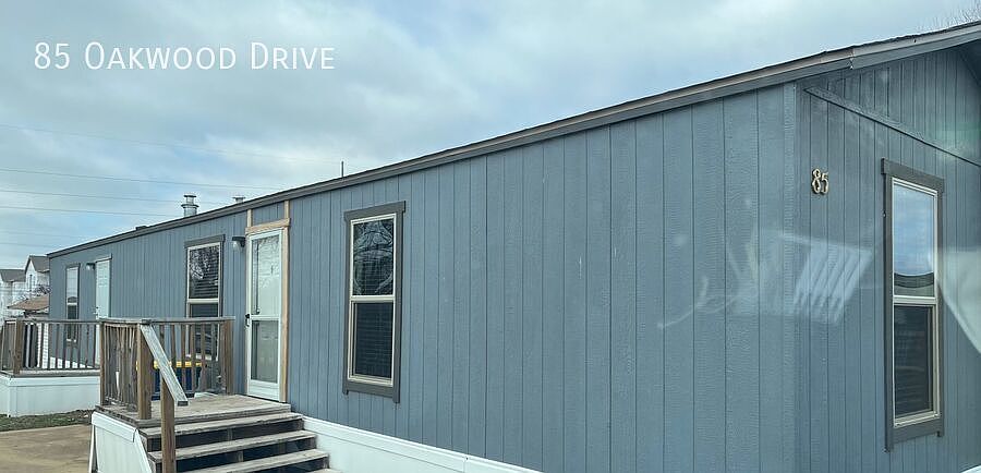 1st image of 85 Oakwood Dr