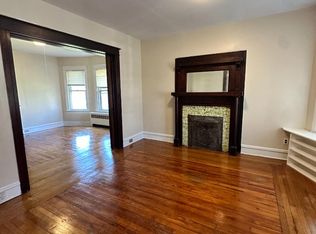 612 7th St APT 1, Watervliet, NY 12189