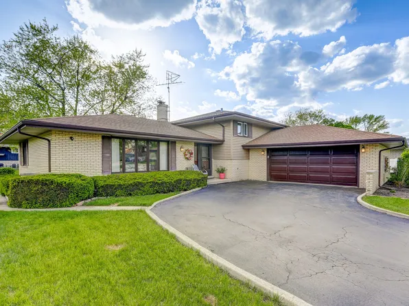 12904 Sycamore Ln, Palos Heights, IL 60463