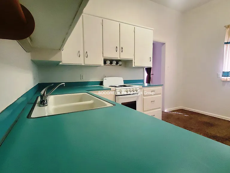 307 S 8th St #1 — Photo 5