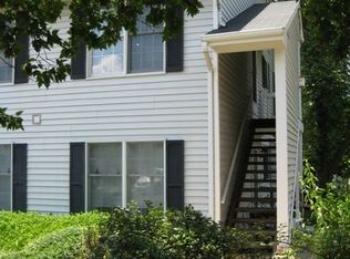 390 Burdock Ct, Three Bridges, NJ 08887