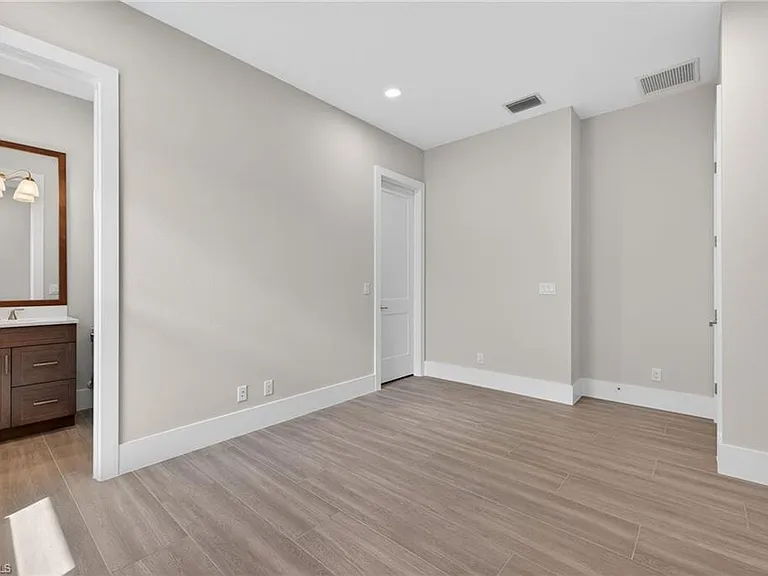 9712 Moonflower Ln — Photo 29