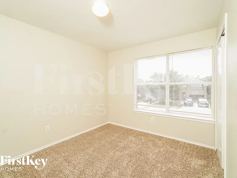 6026 Ironmill Crk — Photo 14