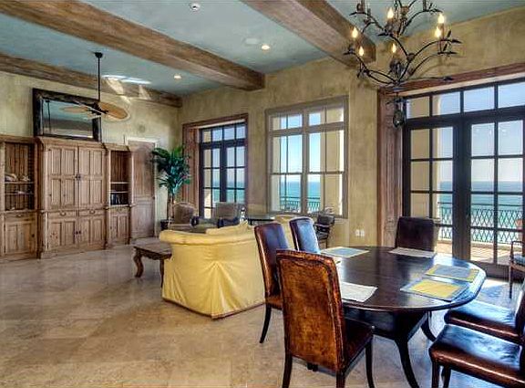 3rd image of 1015 Vizcaya Dr