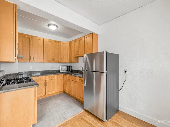 1391 8th Ave #9, San Francisco, CA 94122
