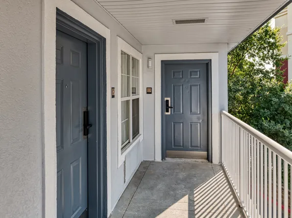 Central Apartments by Avera Living