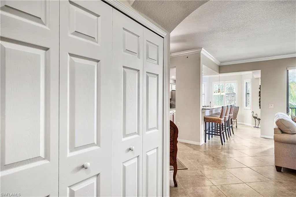 2 bed, 2.0 bath, 1232 sqft, $8,000 — Photo 1