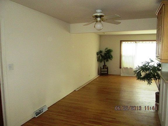 5th image of 11031 Jann Ct