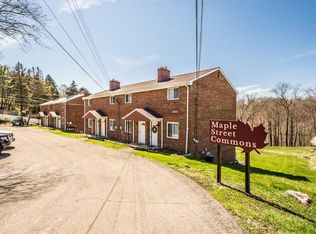 1202 Maple Street Ext APT A, Coraopolis, PA 15108