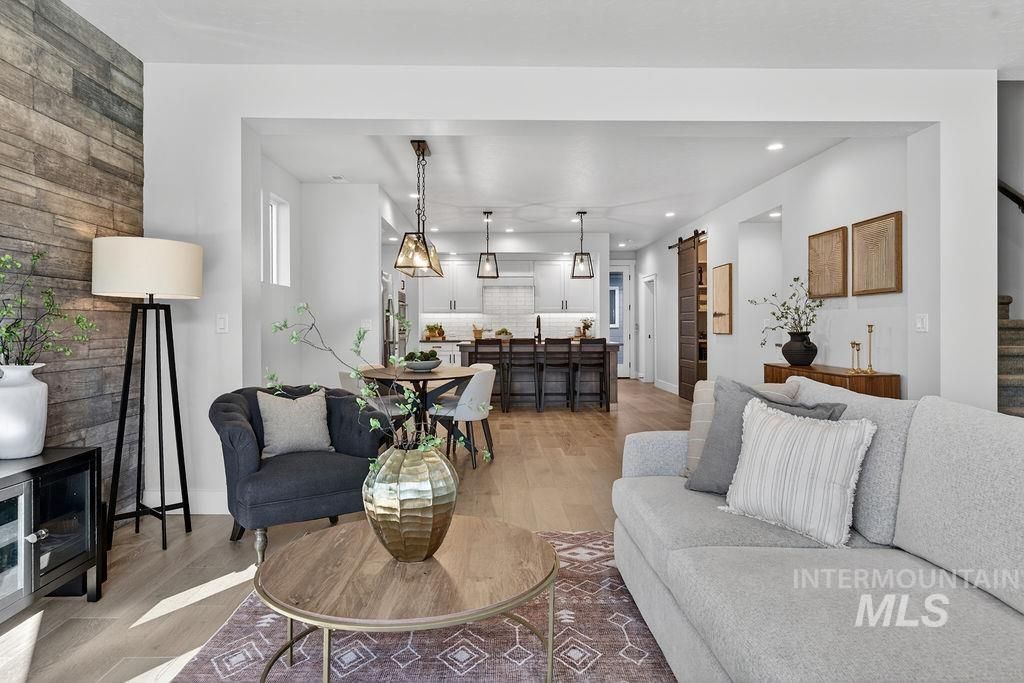 3263 S Millbrook Way, Boise, ID - More