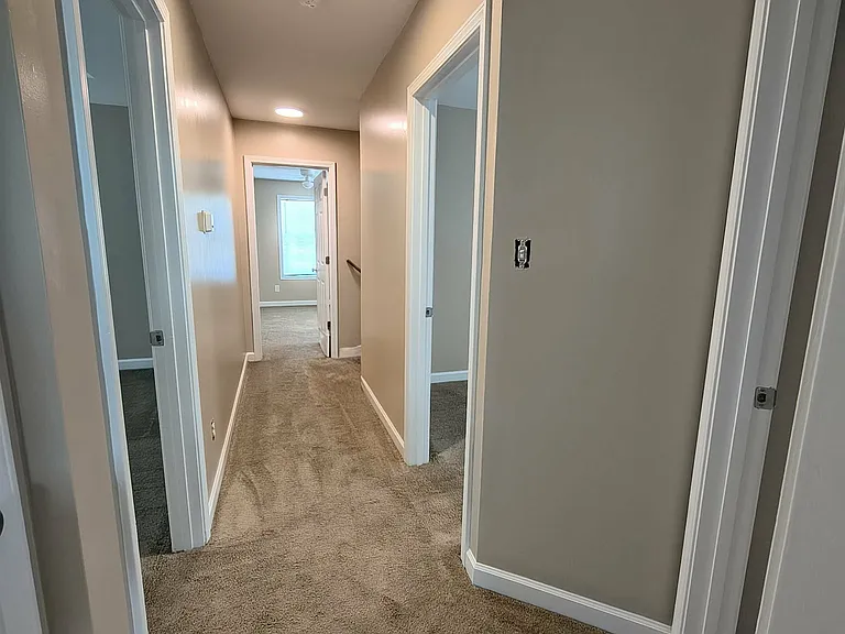 2408 Gelsinger Ave — Photo 8
