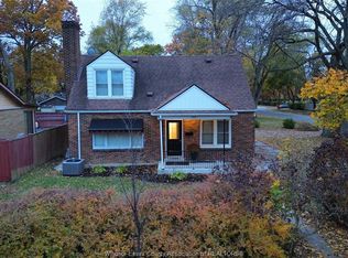 909 Monmouth Rd, Windsor, ON N8Y3L6