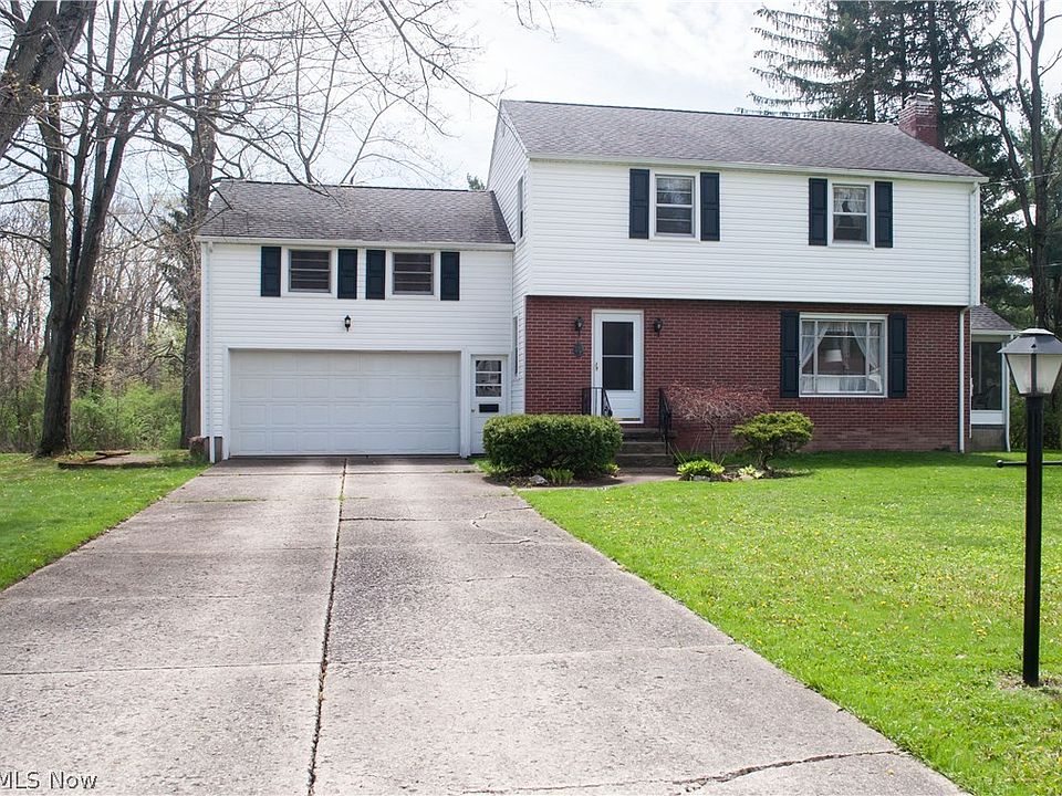 1st image of 51 Dartmouth Dr