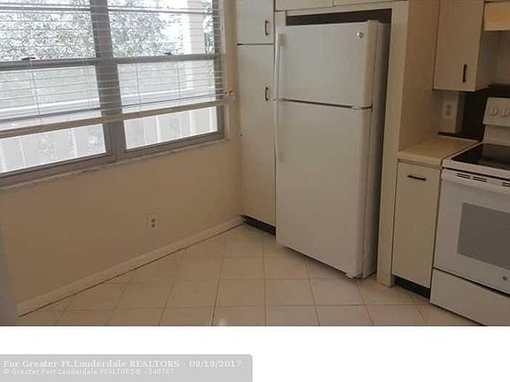 4th image of 2505 Antigua Ter APT J3