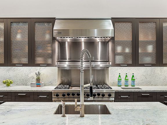 4th image of 43 Walker St #2