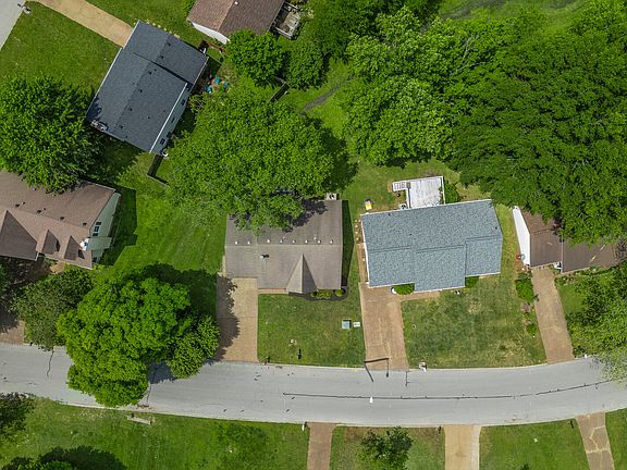 5th image of 1220 Mallard Dr