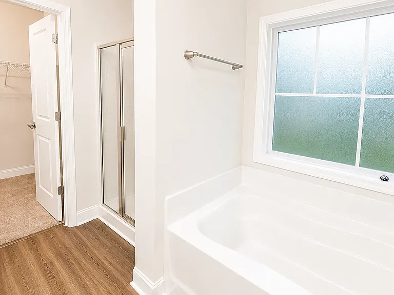 619 Roseridge Dr — Photo 4
