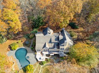 604 W Lake Ave, Guilford, CT 06437