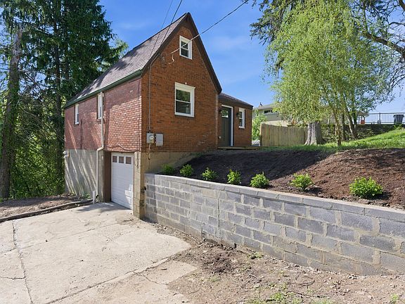 2nd image of 11 Lee Ave
