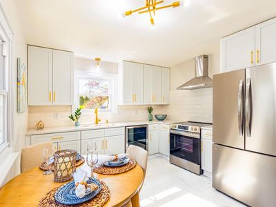 5510 South 43rd STREET, Greenfield, WI, 53220
