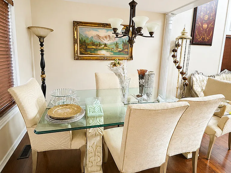20841 W Barrington Ct — Photo 4