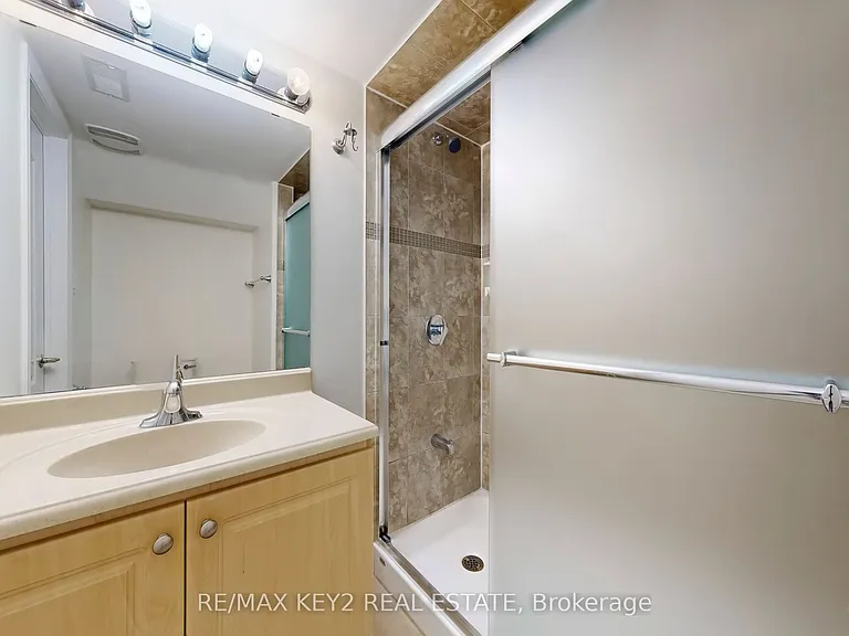 54 Oakford Dr #BASEMENT — Photo 28
