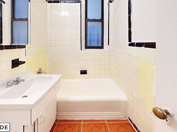 4th image of 1224 St Nicholas Ave APT 1G