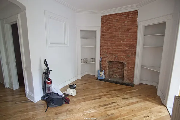 Rented by Fiddler Realty | media 7