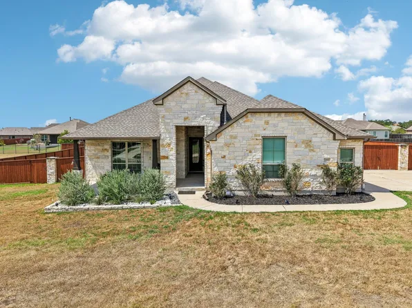 285 Chisholm Trl, Bastrop, TX 78602