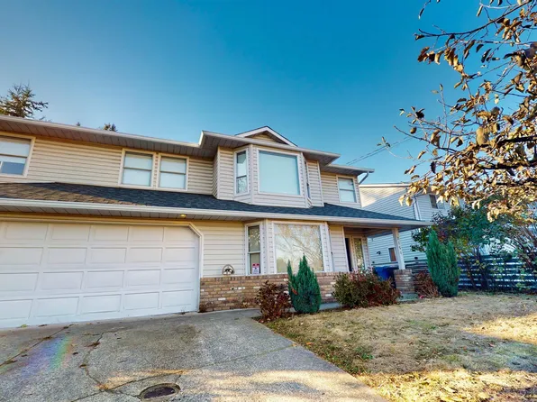 2151 Ware St, Abbotsford, BC V2S 3C4