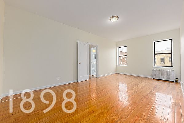 1st image of 4308 40th St APT 4C