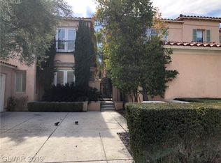 9029 Robinson Ridge Dr, Las Vegas, NV 89117