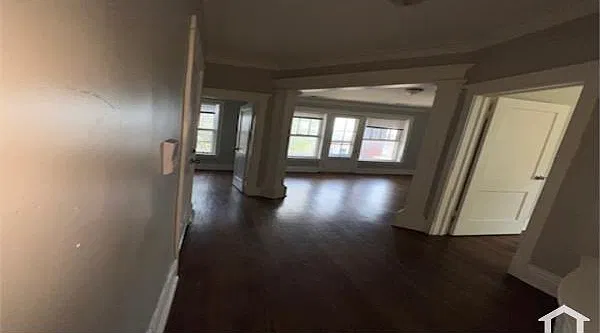 2 bed, 850 sqft, $1,300 — Photo 3