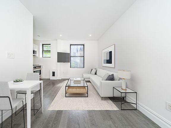 5th image of 152 Thompson St APT 5B