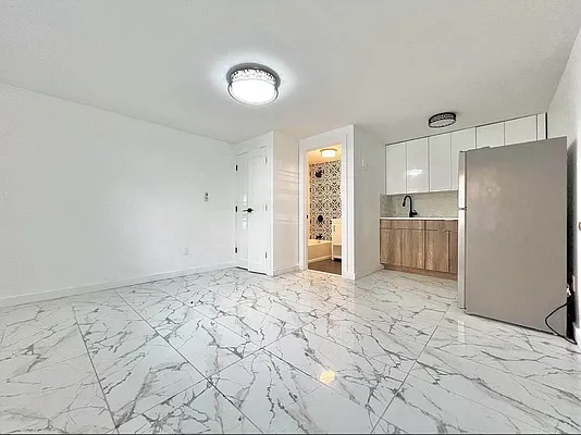 Rented by Doorway NYC, LLC | media 1