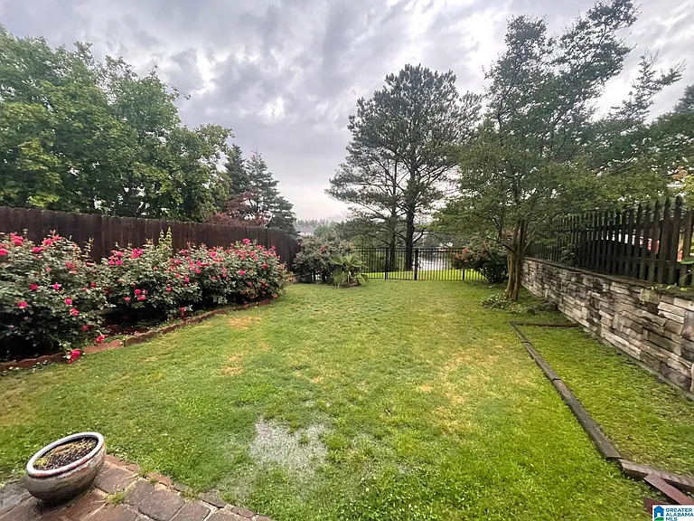 681 Treymoor Dr — Photo 13