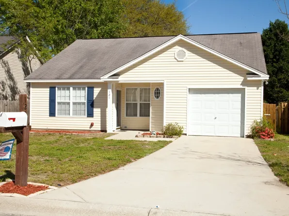 121 Montclaire Cir, West Columbia, SC 29170