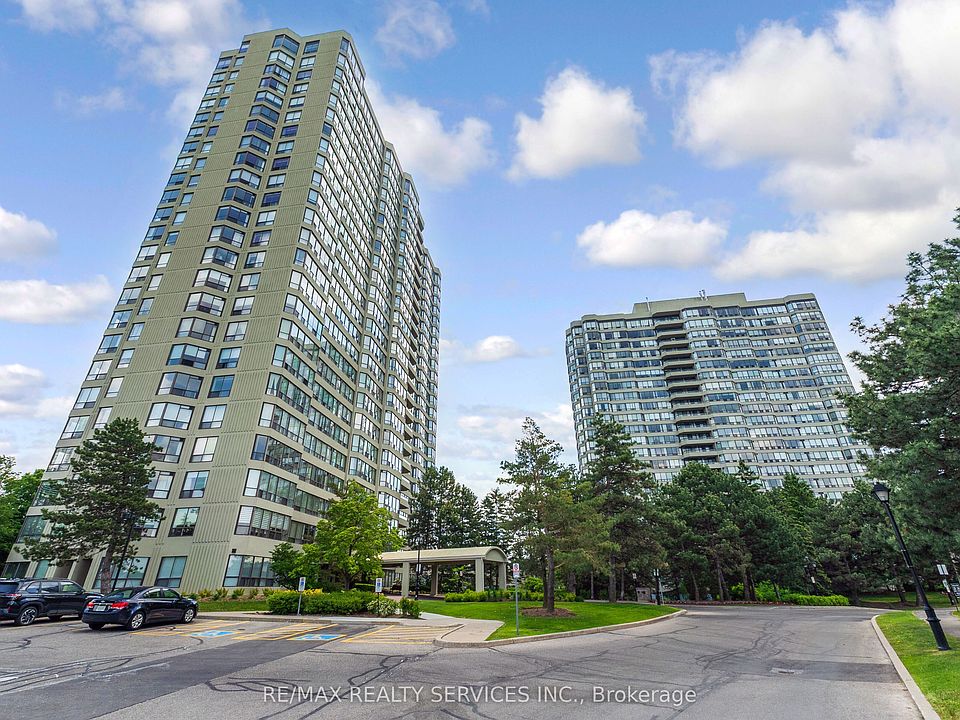1st image of 22 Hanover Rd #709