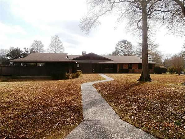 1st image of 4001 E Bayouwood Dr