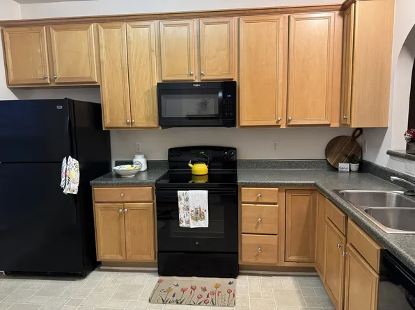 2207 Bankshill Row, Raleigh, NC 27614