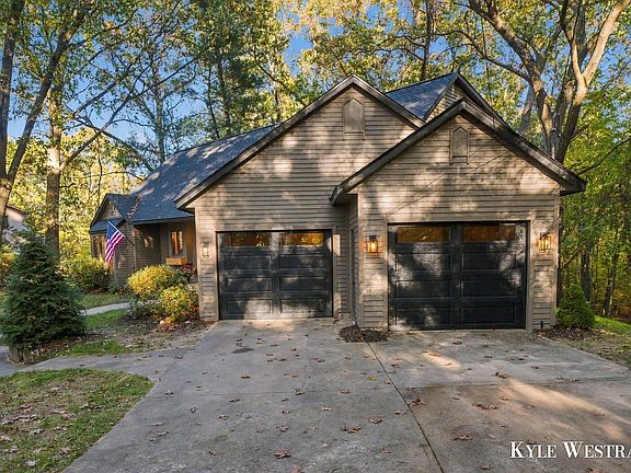 5th image of 18476 N Fruitport Rd