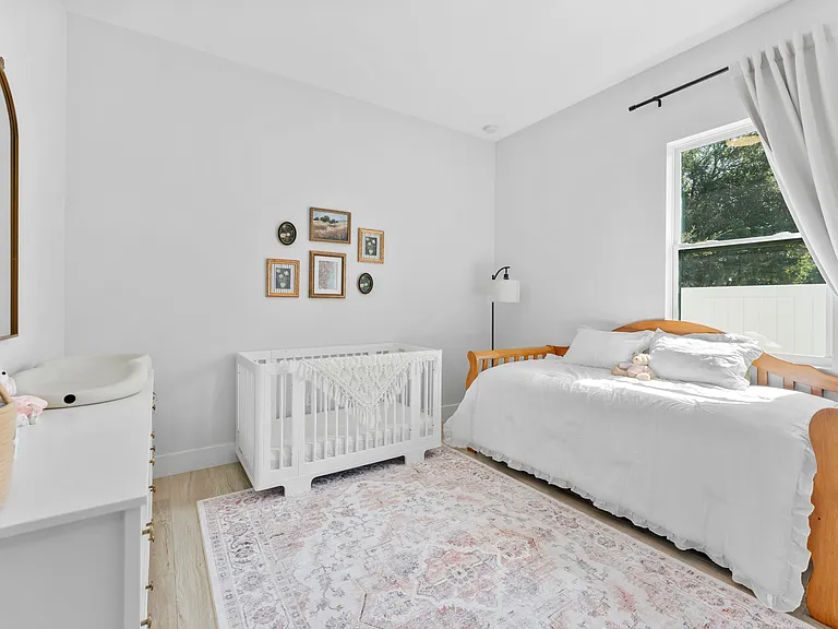 3701 W Leila Ave — Photo 45