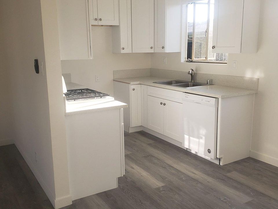 1st image of 118 E Palmer Ave #18