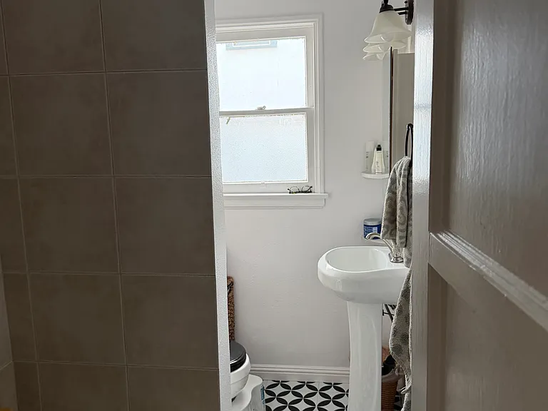 4126 Monroe St #1 — Photo 18