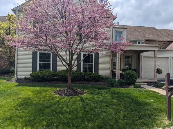 411 Dunham Pl #411, Saint Charles, IL 60174